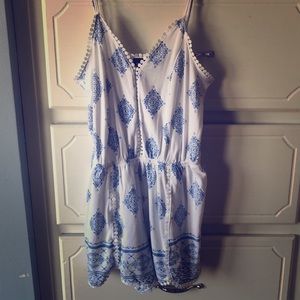 NWT XS blue & white romper